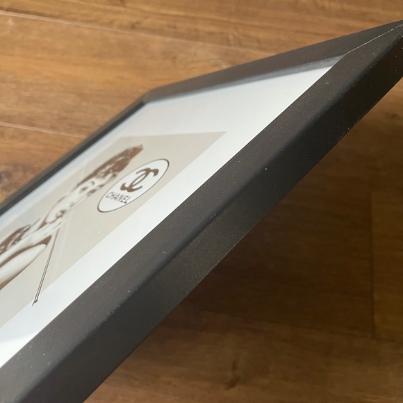 FAIRCHILD PARIS-NWT Framed Art-CHANEL & Audrey - Picture 3 of 9